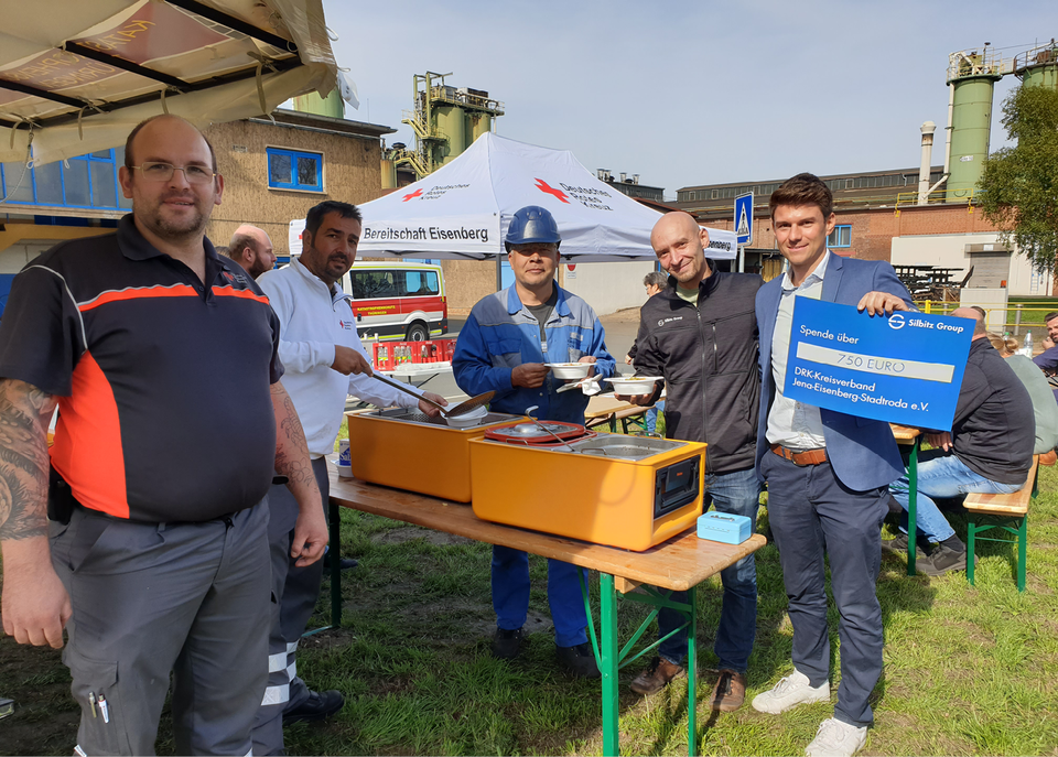 Feldküche vom DRK für Silbitz Group Feldküche vom DRK für Silbitz Group