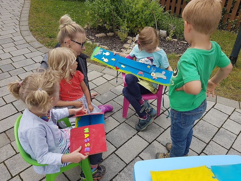 Welt im Meer: Kita-Kinder basteln Meerestiere