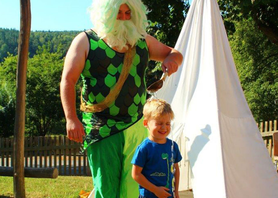 Wassertaufe zum Neptunfest