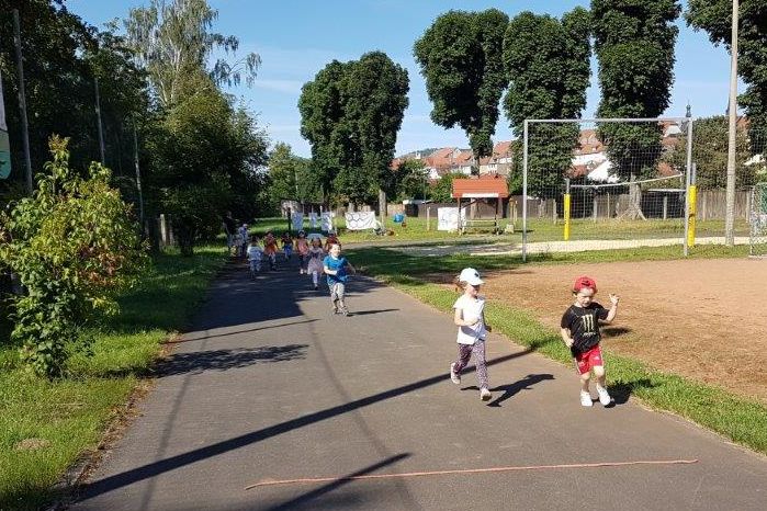 Wettrennen zum Kindergeburtstag